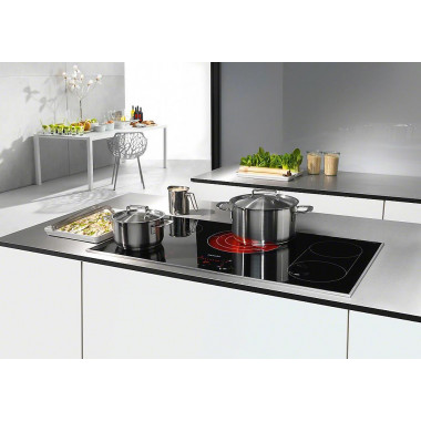 Электрическая варочная панель Miele KM 6230