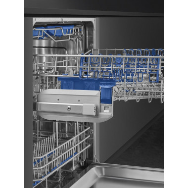 Встраиваемая посудомоечная машина Smeg STL62336LDE