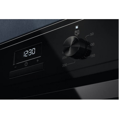 Электрический духовой шкаф Electrolux SteamBake OEM 3H50K