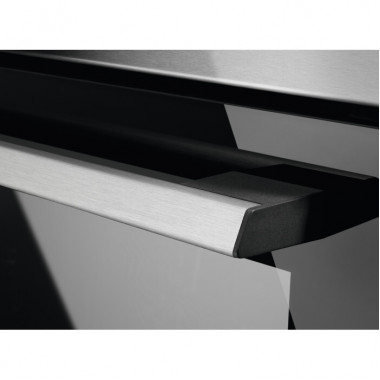 Электрический духовой шкаф Electrolux OED3H50X нержавеющая сталь/черный