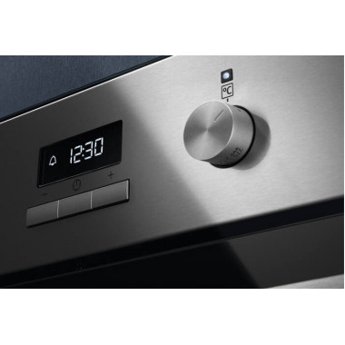 Электрический духовой шкаф Electrolux SurroundCook OKF 3H70X