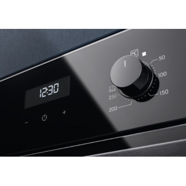 Электрический духовой шкаф Electrolux OED5C50Z