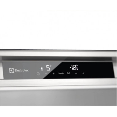 Встраиваемый холодильник Electrolux RNS8FF19S