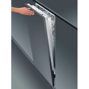 Встраиваемая посудомоечная машина Smeg STLA825A-1