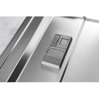 Встраиваемая посудомоечная машина Whirlpool WIO 3T332