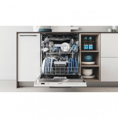 Встраиваемая посудомоечная машина Indesit DIC 3B+16 A