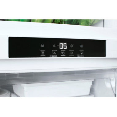 Встраиваемый холодильник Hotpoint-Ariston B 20 A1 FV C/HA